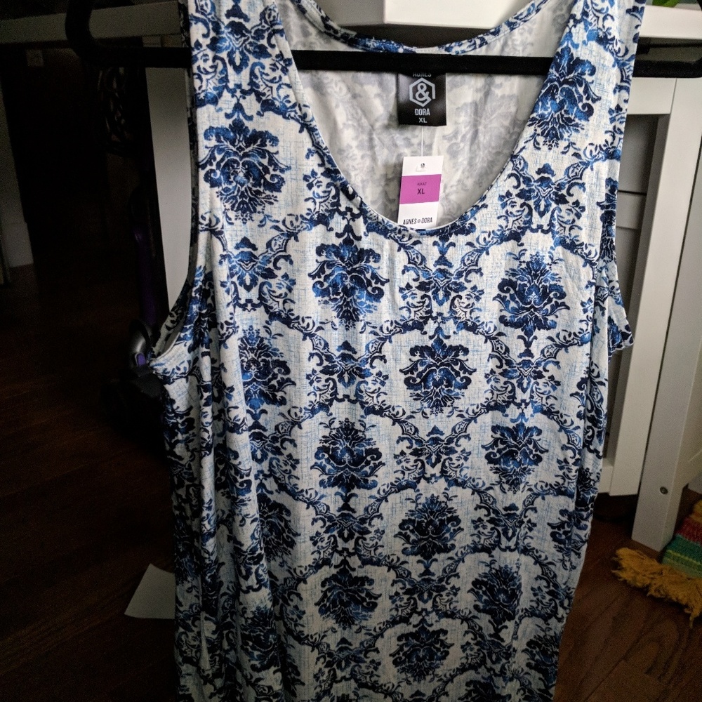 Agnes & Dora Essential Tank